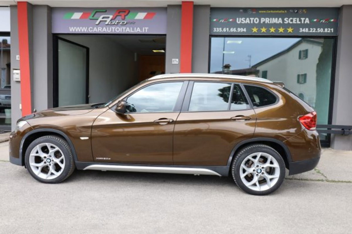 BMW X1 xDrive20d Attiva (2)
