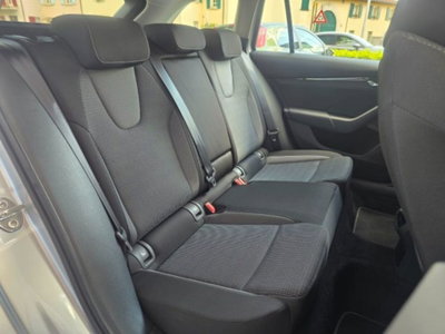 Skoda Octavia Station Wagon 2.0 TDI EVO SCR DSG Wagon Executive (11)