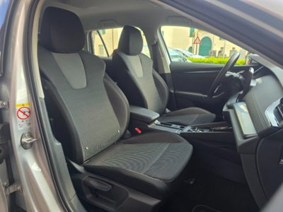 Skoda Octavia Station Wagon 2.0 TDI EVO SCR DSG Wagon Executive (12)