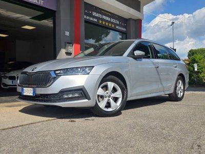 Skoda Octavia Station Wagon 2.0 TDI EVO SCR DSG Wagon Executive (17)