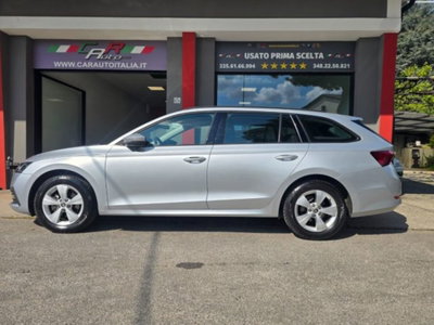 Skoda Octavia Station Wagon 2.0 TDI EVO SCR DSG Wagon Executive (19)