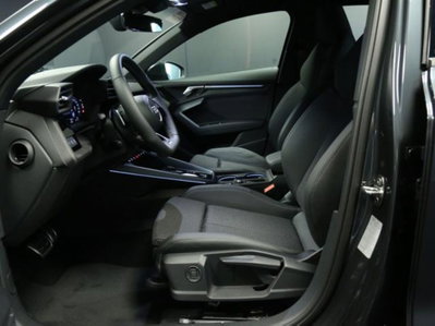 Audi A3 allstreet 2.0 tdi Identity Contrast 150cv s-tronic (11)