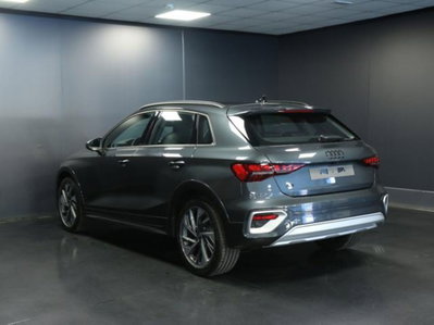 Audi A3 allstreet 2.0 tdi Identity Contrast 150cv s-tronic (5)