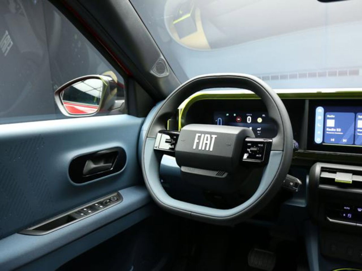 Fiat Grande Panda 1.2 hybrid La Prima 110cv edct (13)