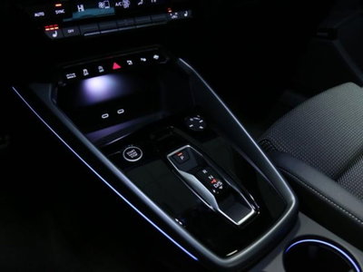 Audi A3 Sportback 35 TDI S tronic S line edition (12)