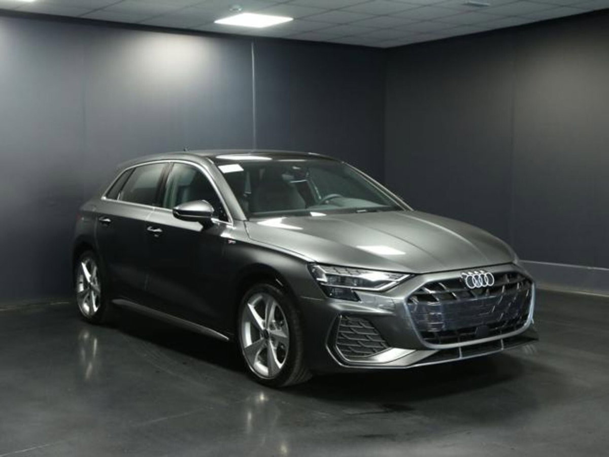 Audi A3 Sportback 35 TDI S tronic S line edition (3)