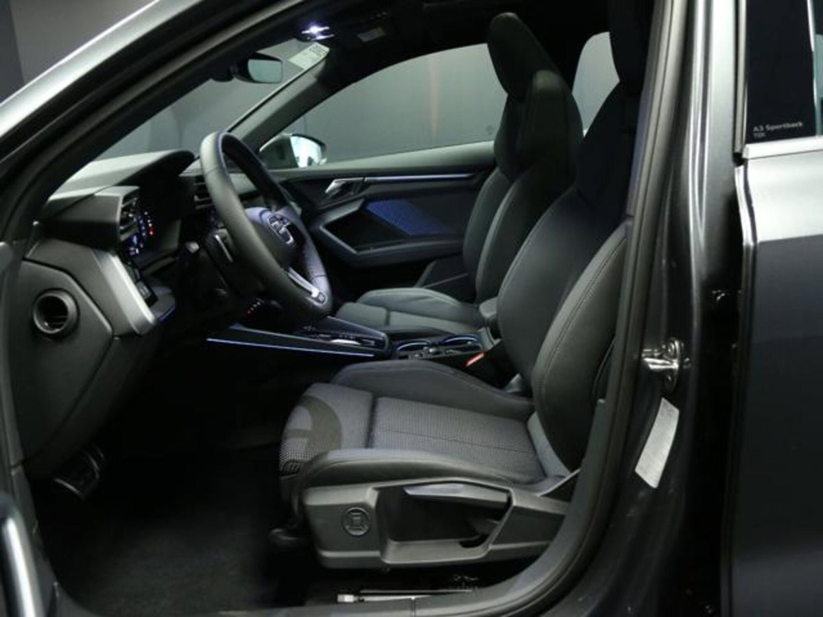 Audi A3 Sportback 35 TDI S tronic S line edition (8)