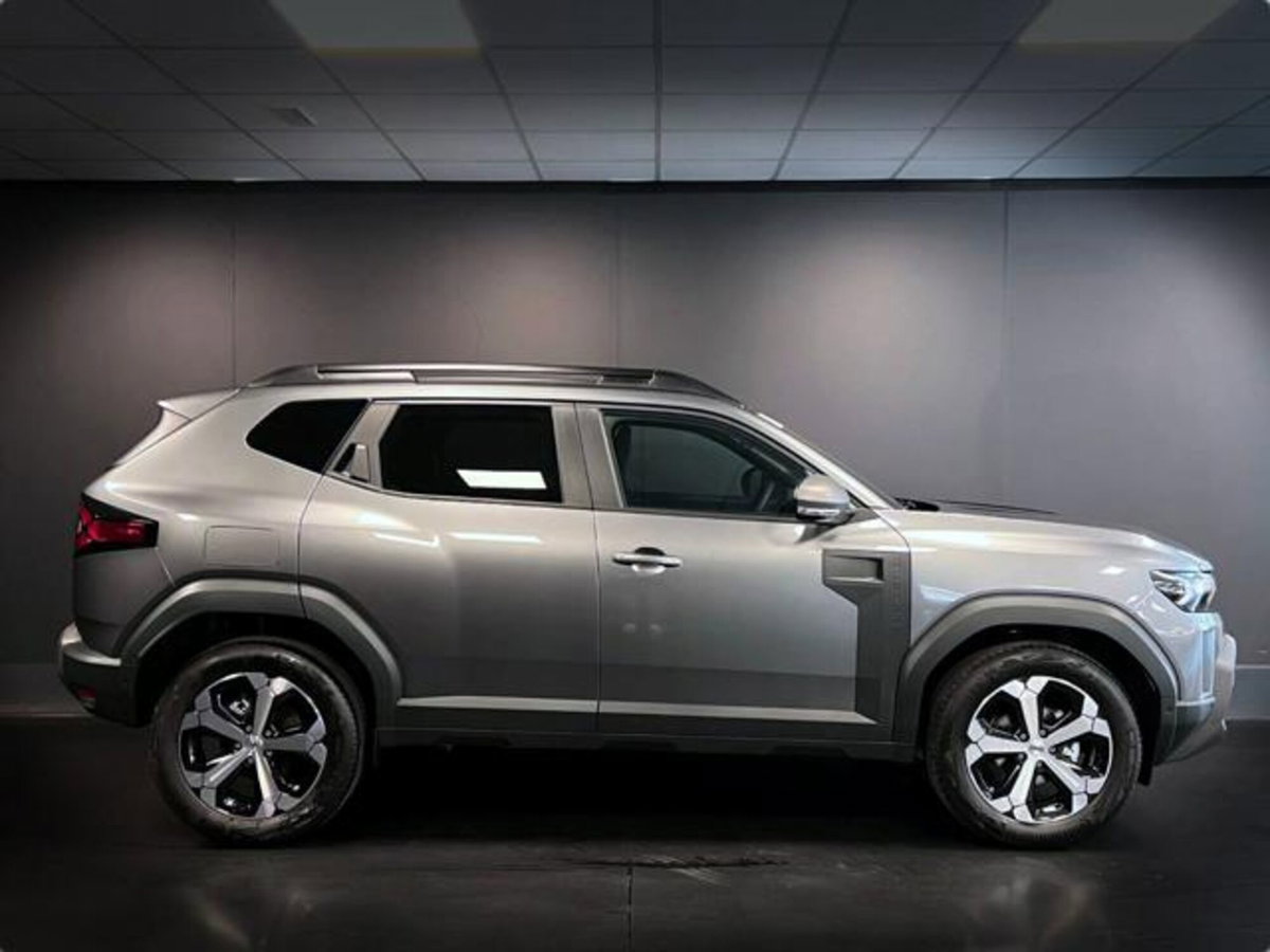 Dacia Duster 1.2 mild hybrid Journey 130cv (4)