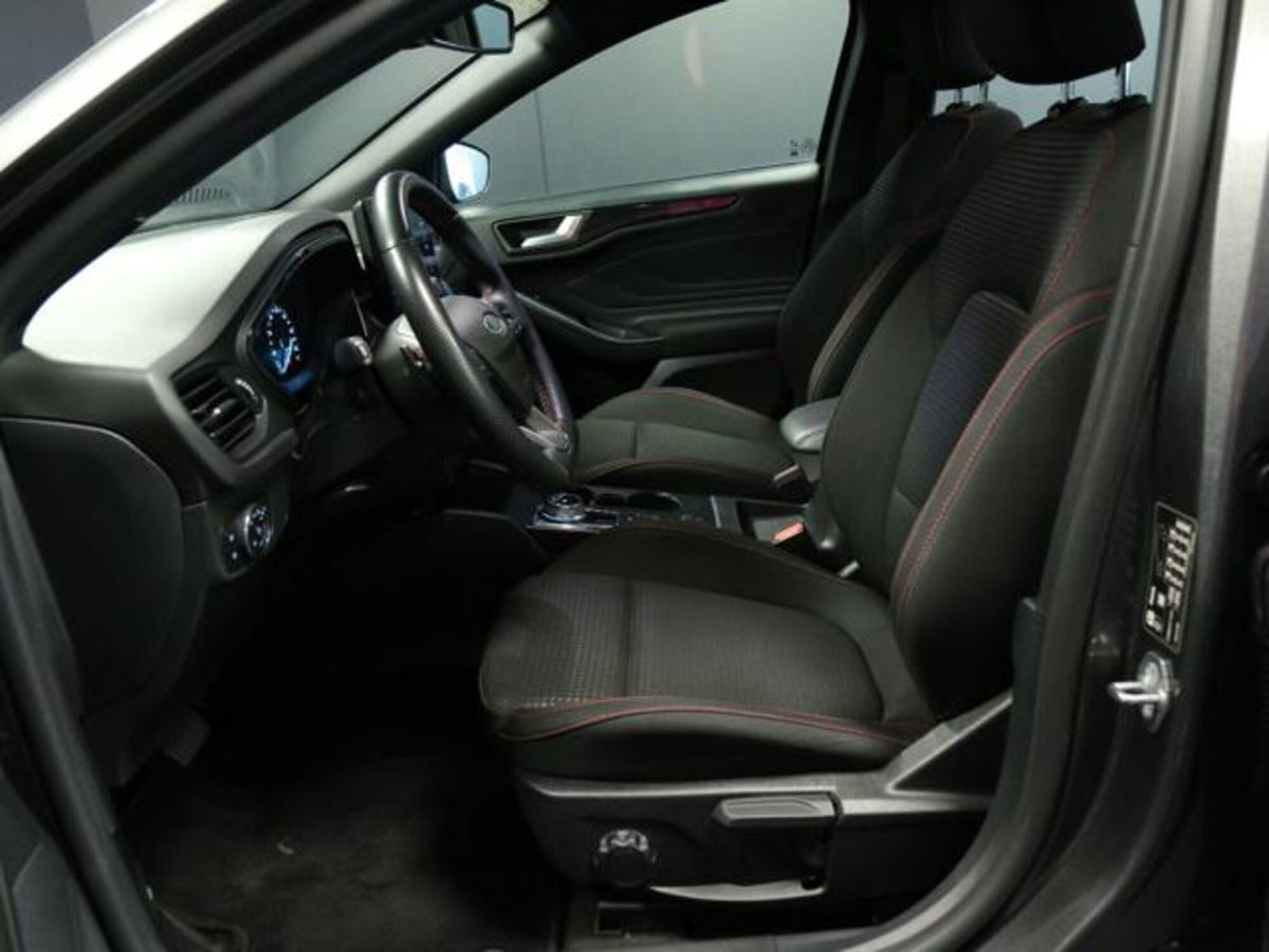 Ford Focus Station Wagon 1.5 EcoBlue 115 CV automatico SW ST-Line Design (10)