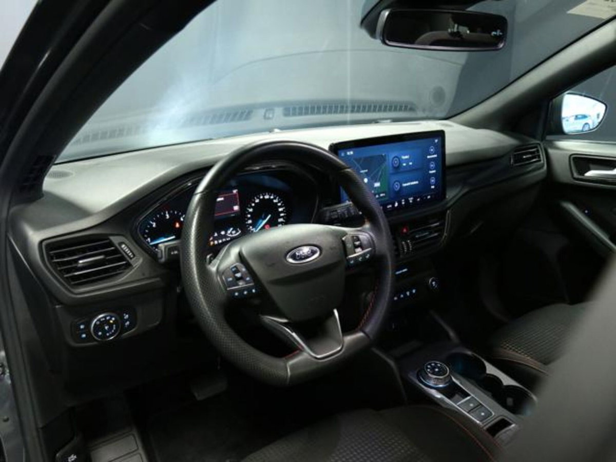 Ford Focus Station Wagon 1.5 EcoBlue 115 CV automatico SW ST-Line Design (11)