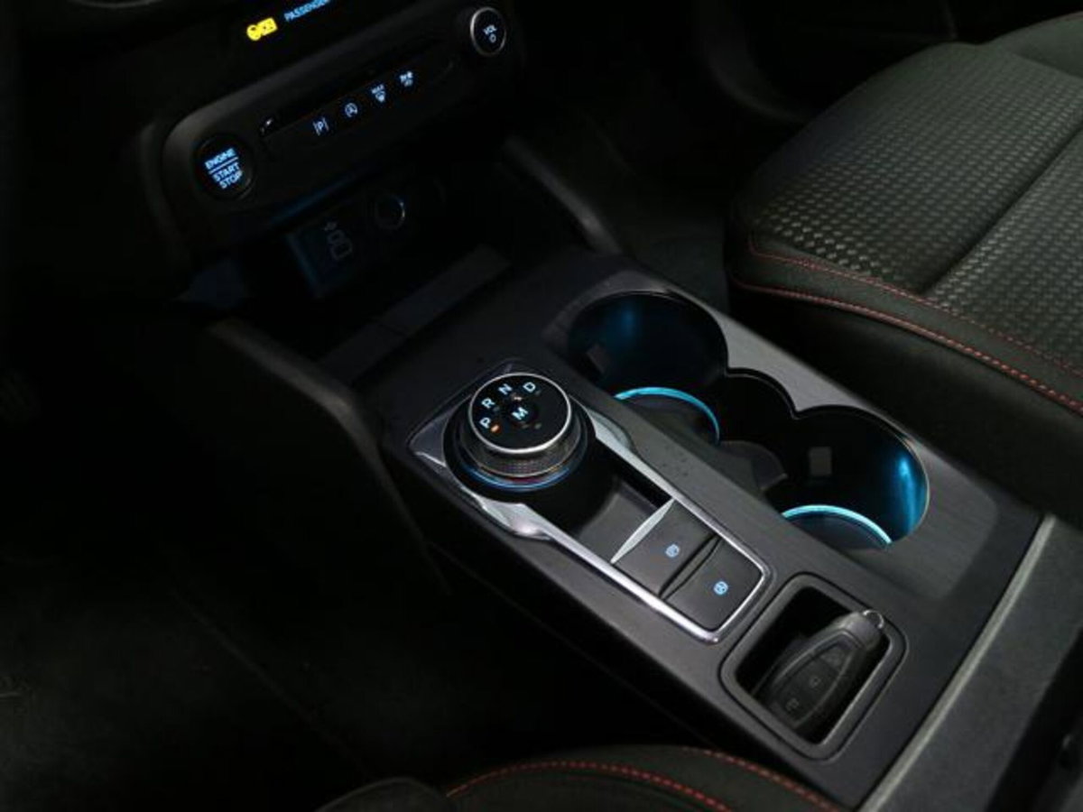 Ford Focus Station Wagon 1.5 EcoBlue 115 CV automatico SW ST-Line Design (13)