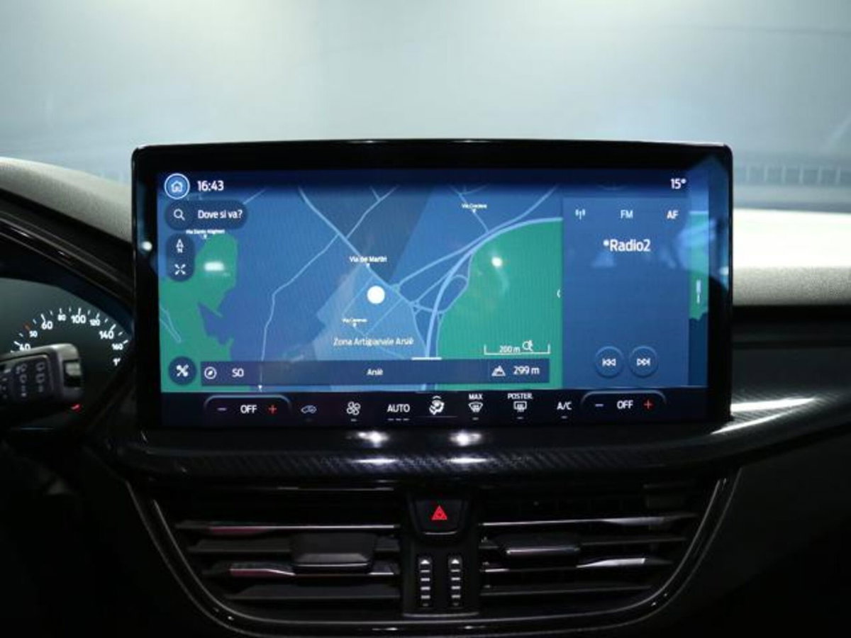 Ford Focus Station Wagon 1.5 EcoBlue 115 CV automatico SW ST-Line Design (14)