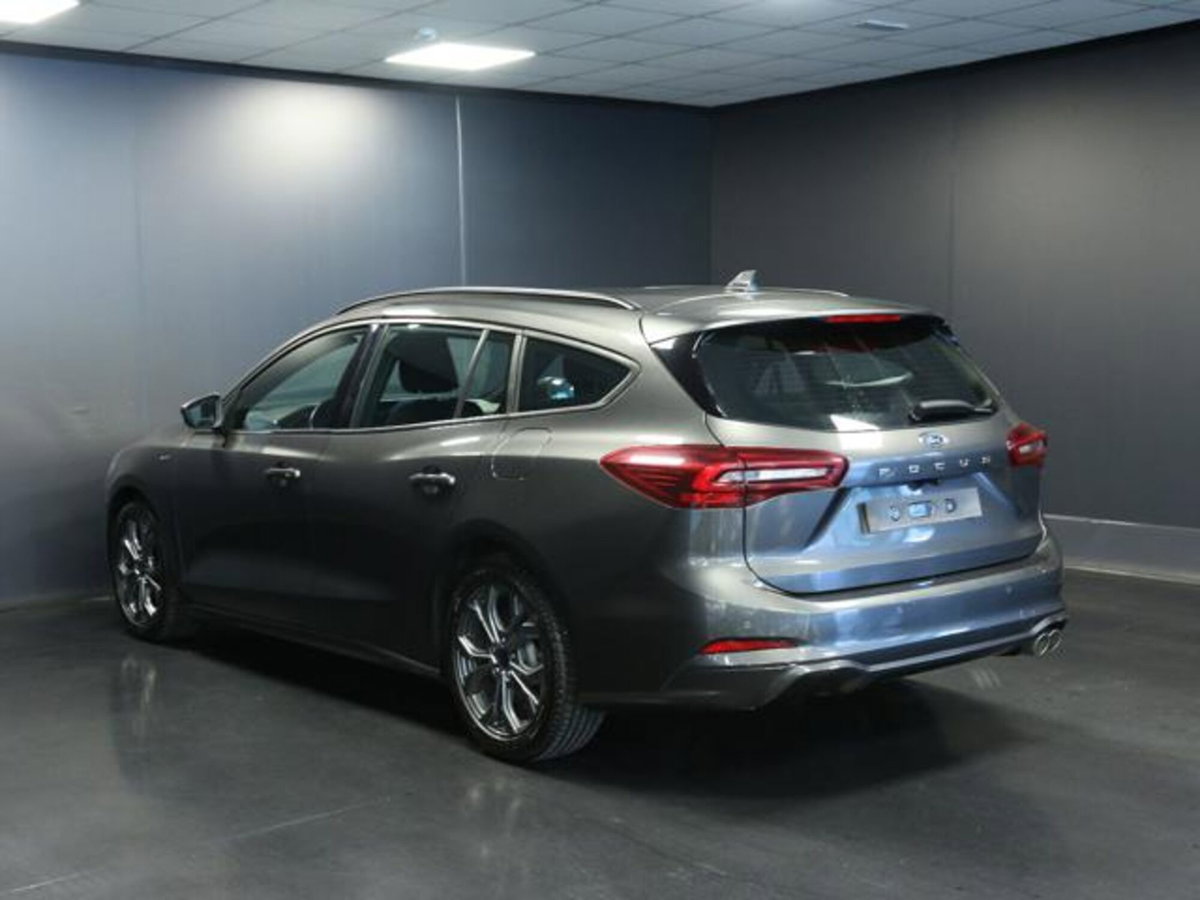 Ford Focus Station Wagon 1.5 EcoBlue 115 CV automatico SW ST-Line Design (4)