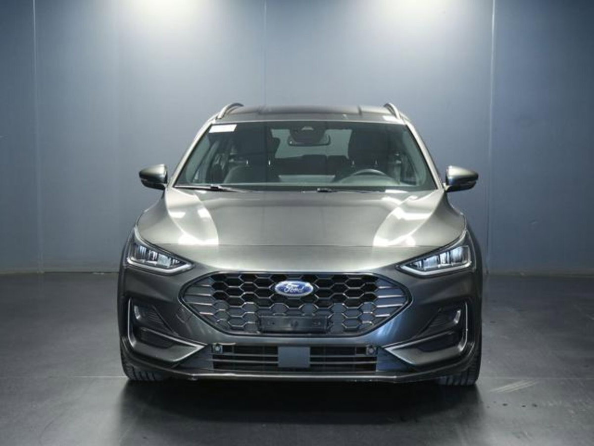 Ford Focus Station Wagon 1.5 EcoBlue 115 CV automatico SW ST-Line Design (7)
