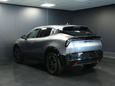 Alfa Romeo Junior 1.2 ibrida Q4 Ti 145cv edct6 (5)