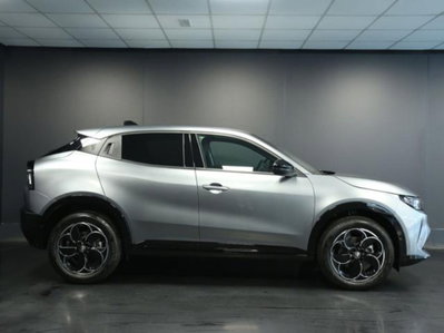 Alfa Romeo Junior 1.2 ibrida Q4 Ti 145cv edct6 (7)
