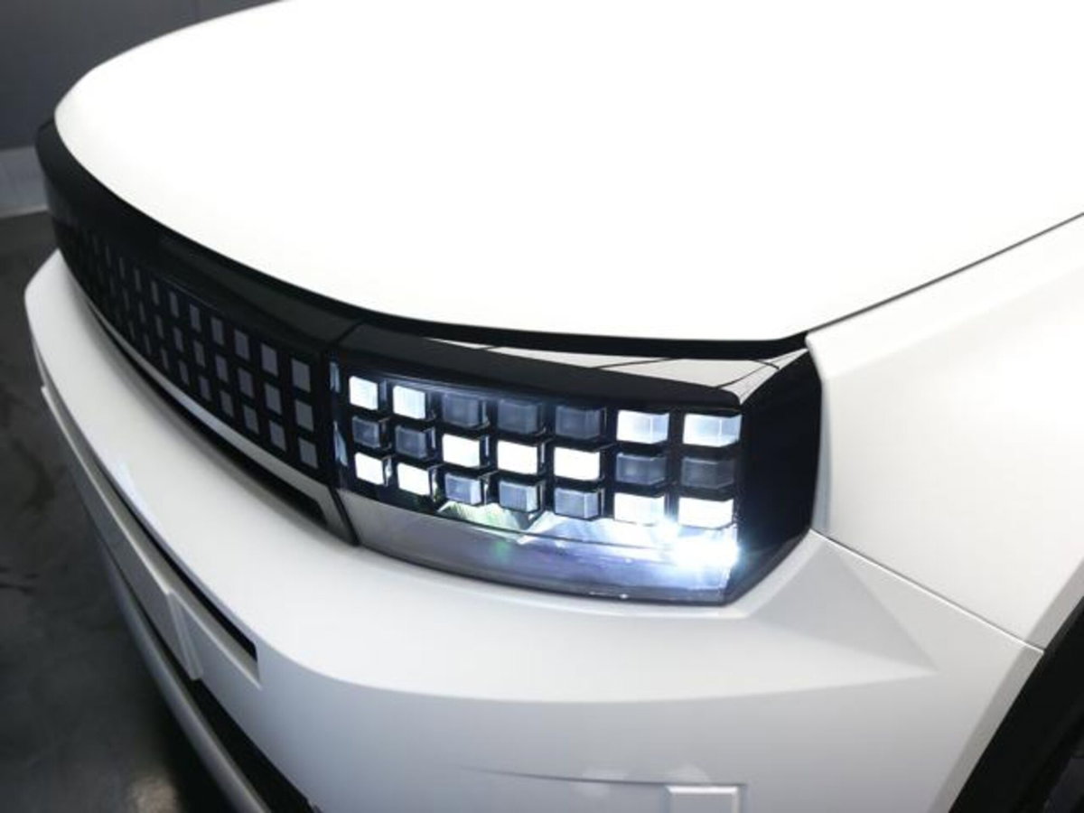 Fiat Grande Panda 1.2 hybrid La Prima 110cv edct (12)