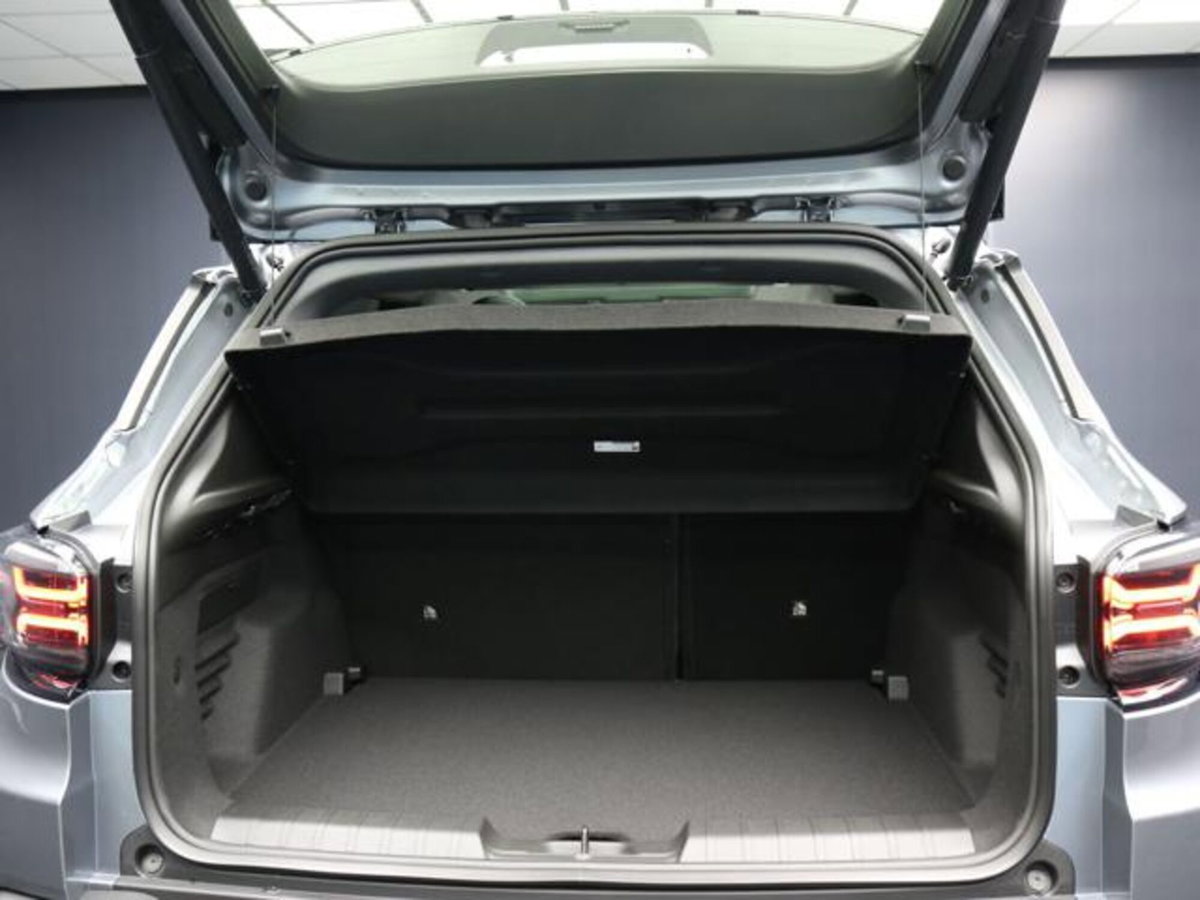 Jeep Avenger 1.2 turbo Summit fwd 100cv (9)