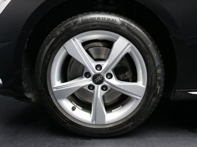 Audi A4 Avant 30 TDI/136 CV S tronic Business Advanced (6)