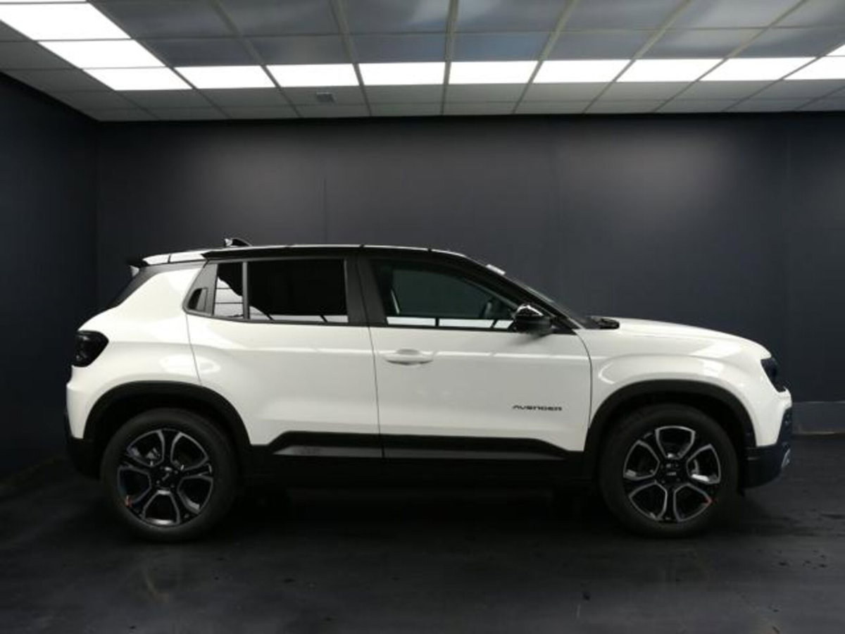 Jeep Avenger 1.2 turbo Summit fwd 100cv (5)