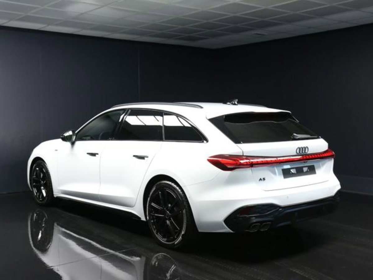 Audi A5 Avant 2.0 tdi mhev+ S line edition 204cv s-tronic (4)