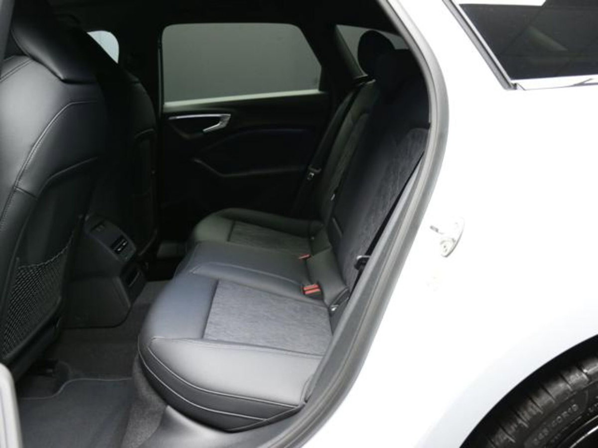 Audi A5 Avant 2.0 tdi mhev+ S line edition 204cv s-tronic (8)