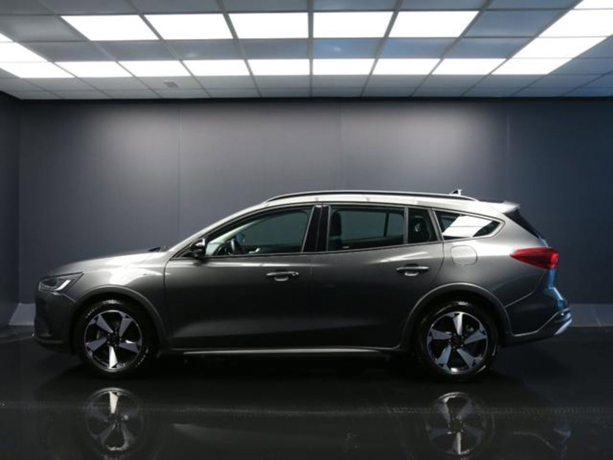 Ford Focus Station Wagon 1.5 EcoBlue 115 CV automatico SW Active Design (7)