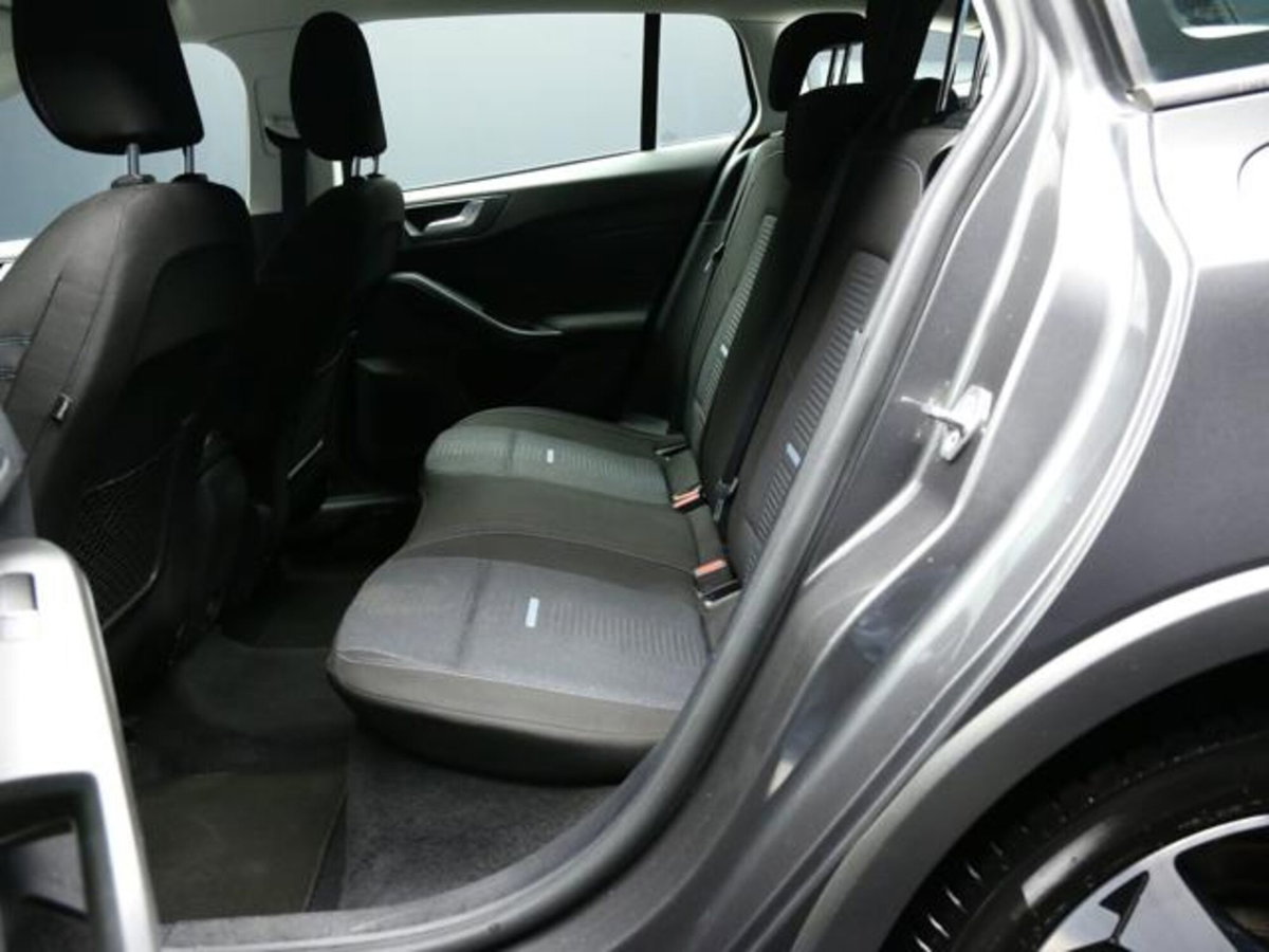 Ford Focus Station Wagon 1.5 EcoBlue 115 CV automatico SW Active Design (9)