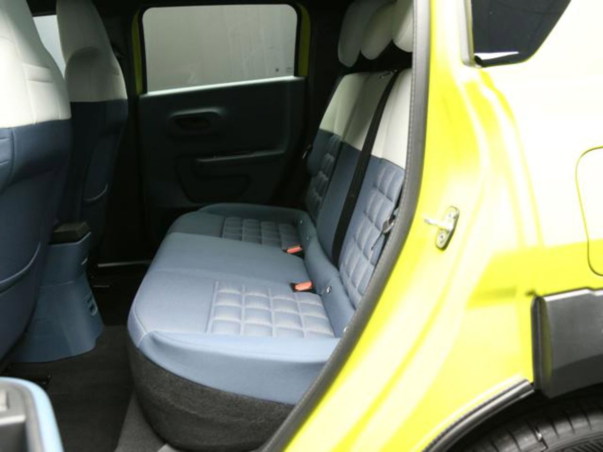 Fiat Grande Panda 1.2 hybrid La Prima 110cv edct (9)