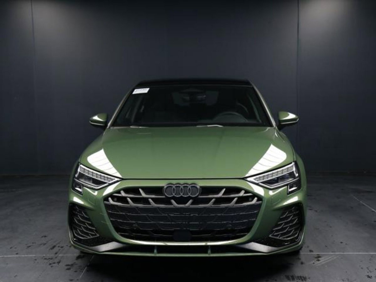 Audi A3 Sportback 35 TFSI S tronic S line edition (2)