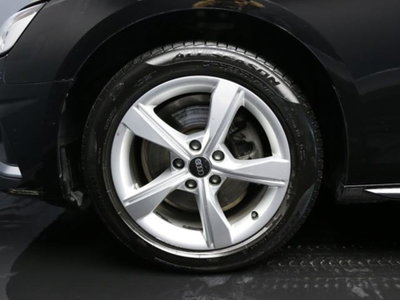 Audi A4 Avant 30 TDI/136 CV S tronic Business Advanced (6)