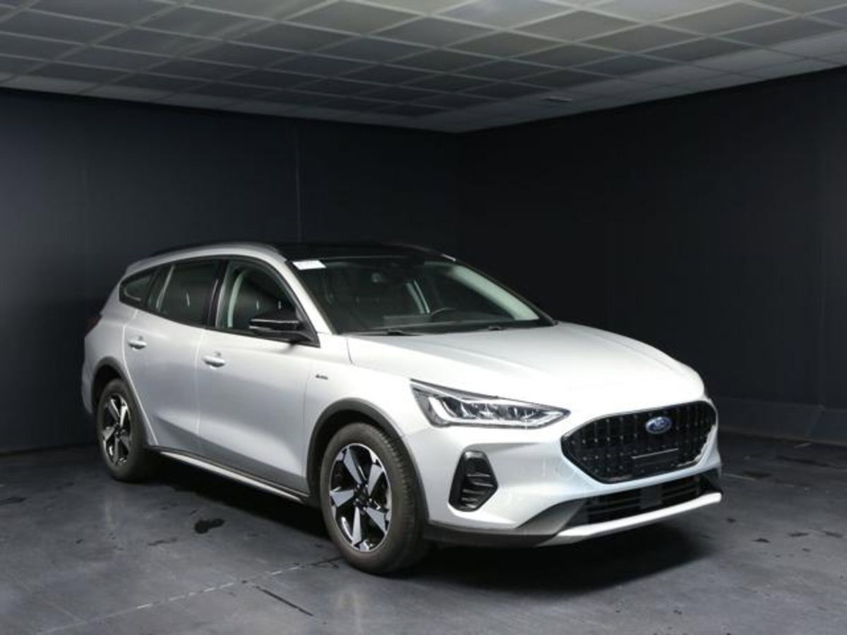 Ford Focus Station Wagon 1.5 EcoBlue 115 CV automatico SW Active Design (3)