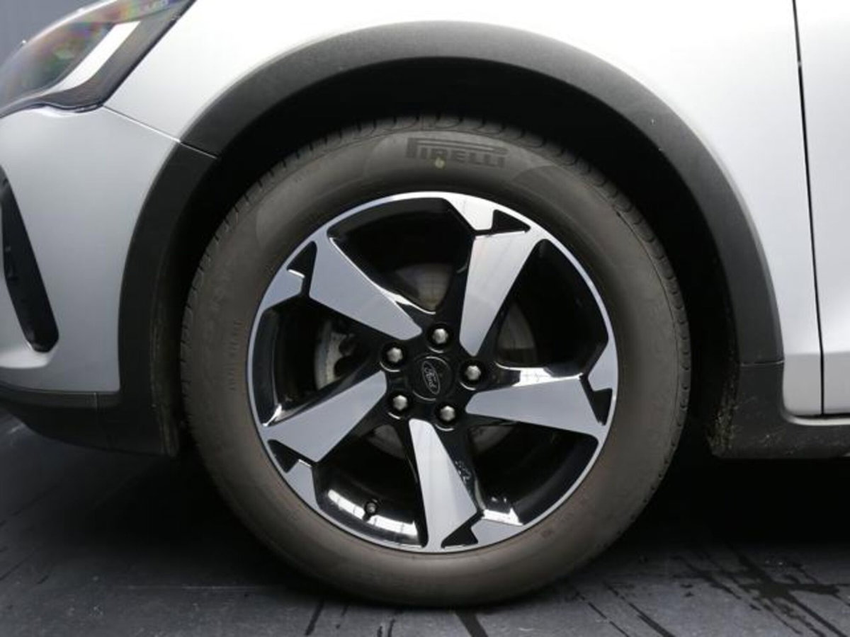 Ford Focus Station Wagon 1.5 EcoBlue 115 CV automatico SW Active Design (6)