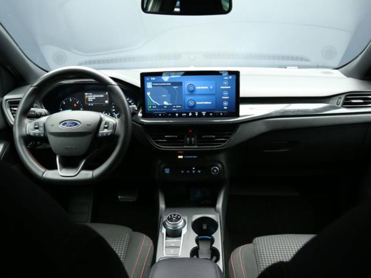 Ford Focus Station Wagon 1.5 EcoBlue 115 CV automatico SW ST-Line Design (12)