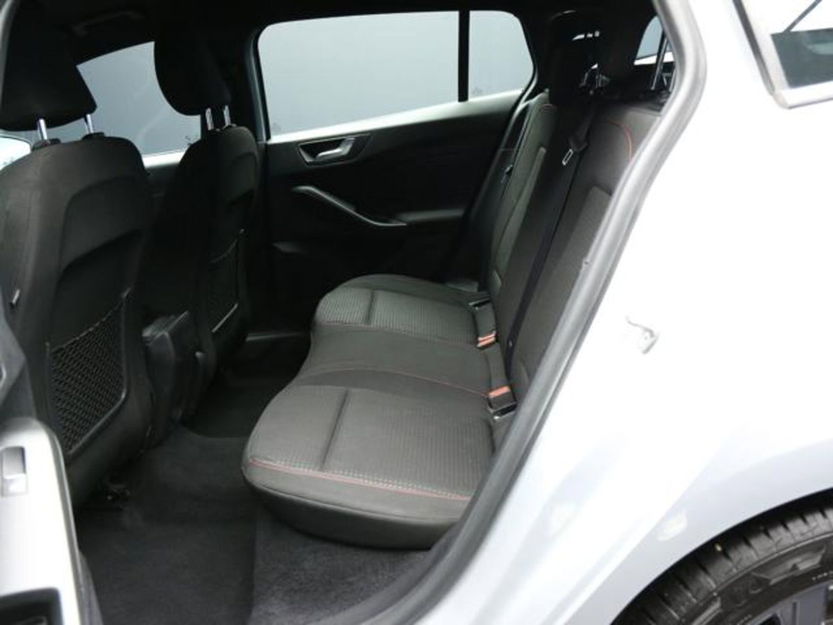 Ford Focus Station Wagon 1.5 EcoBlue 115 CV automatico SW ST-Line Design (9)