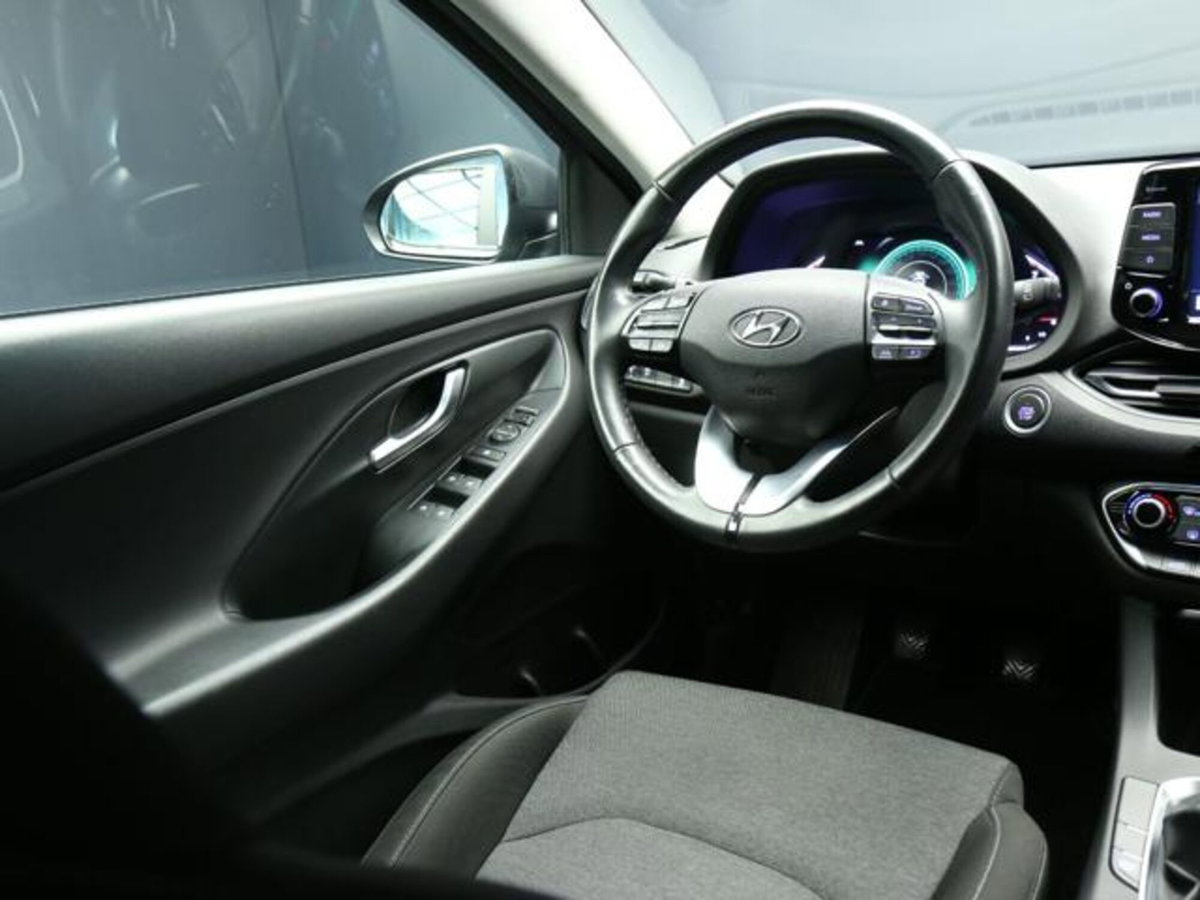 Hyundai i30 Fastback 1.0 T-GDI iMT 48V Prime (12)