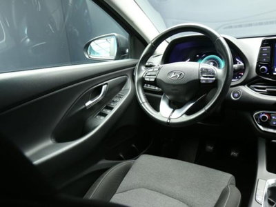 Hyundai i30 Fastback 1.0 T-GDI iMT 48V Prime (12)