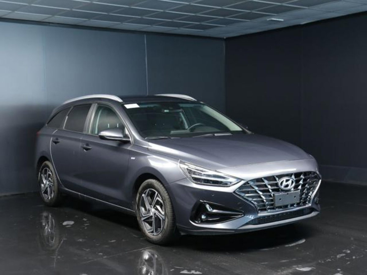 Hyundai i30 Fastback 1.0 T-GDI iMT 48V Prime (3)