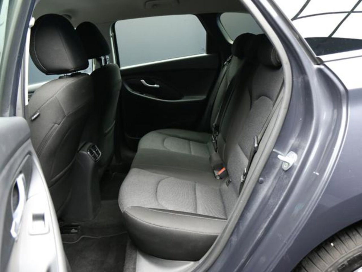 Hyundai i30 Fastback 1.0 T-GDI iMT 48V Prime (8)
