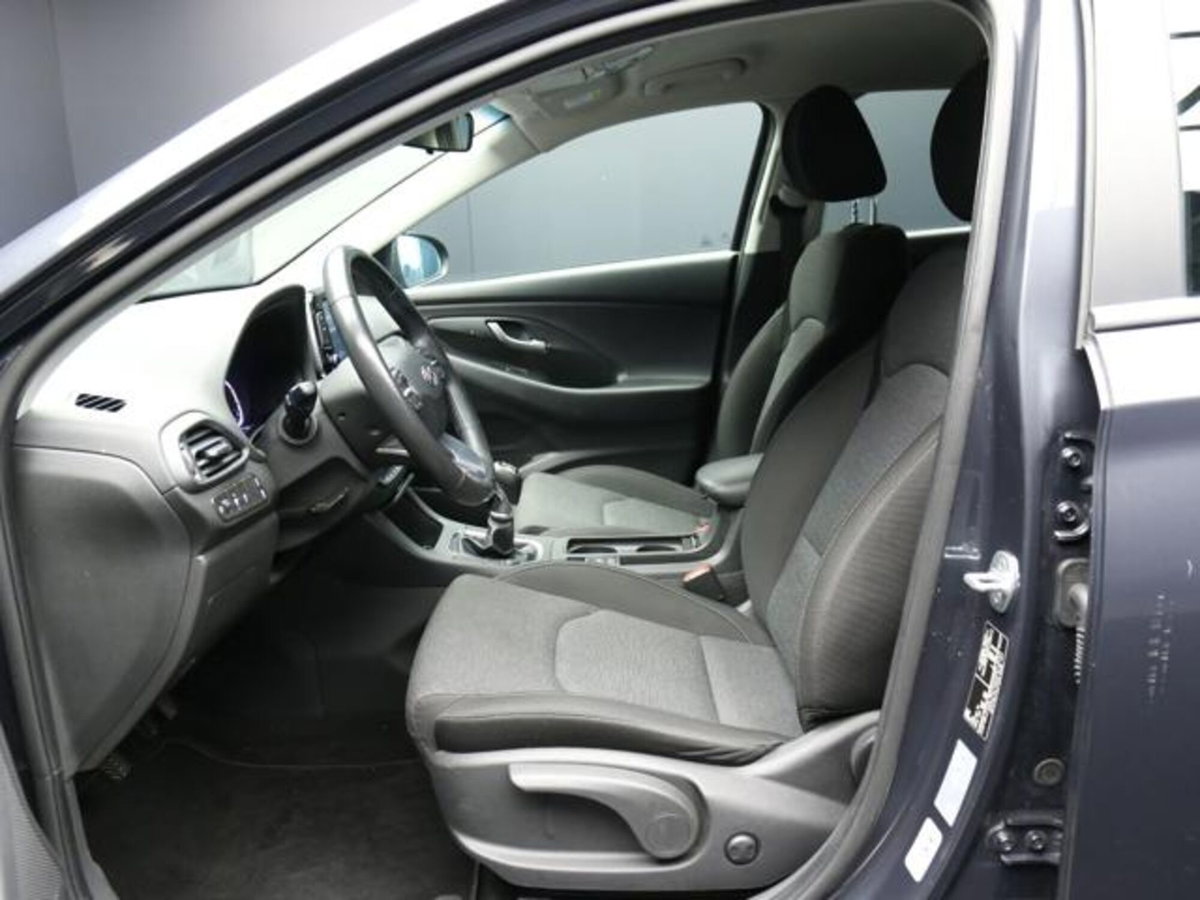 Hyundai i30 Fastback 1.0 T-GDI iMT 48V Prime (9)