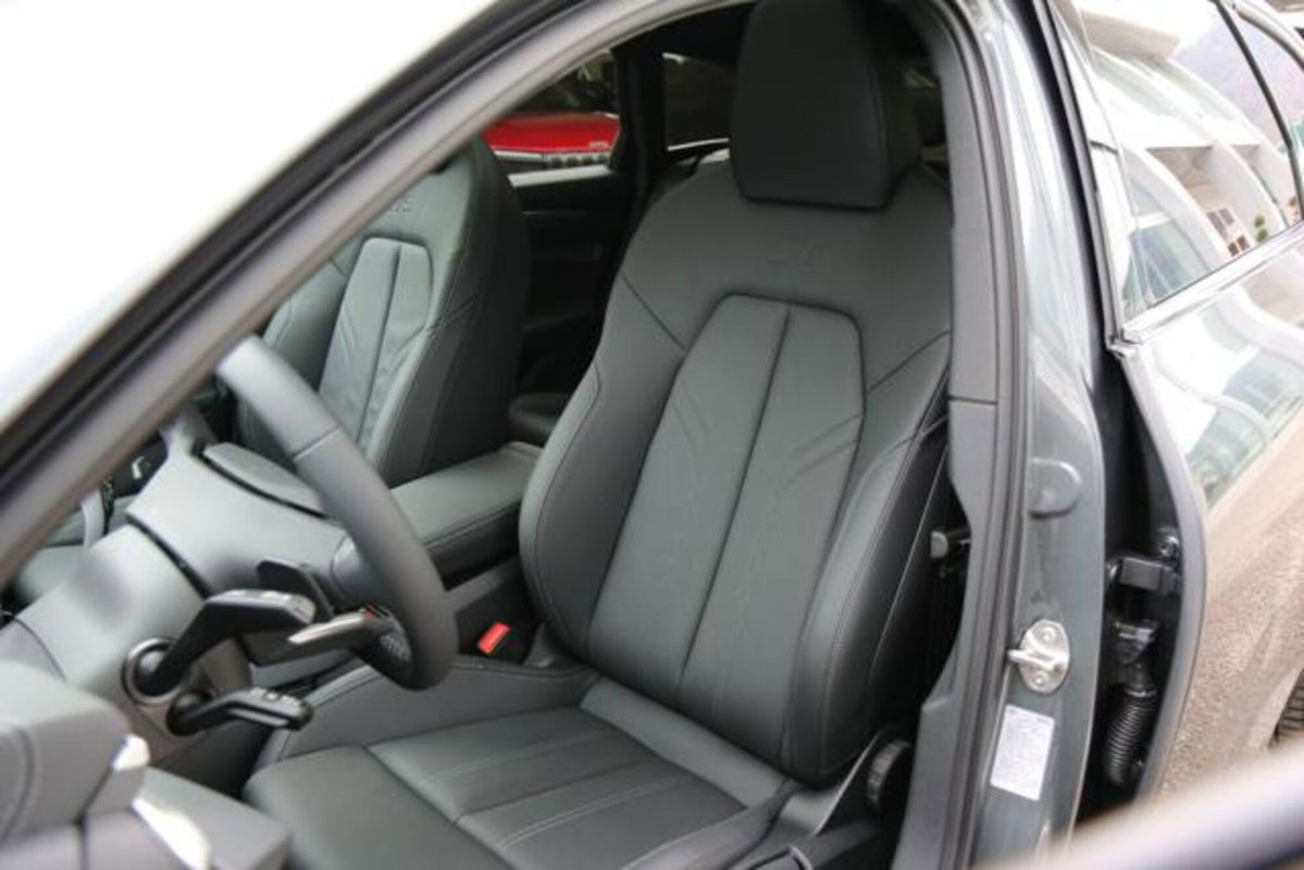 Audi A6 Avant 2.0 tdi mhev + S line edition 204cv s-tronic (5)