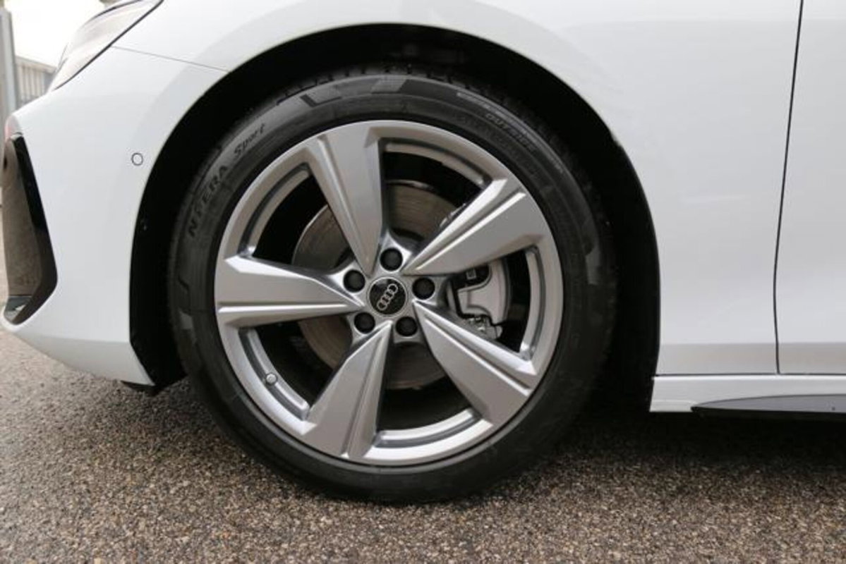 Audi A6 Avant 2.0 tdi mhev + S line edition 204cv s-tronic (13)