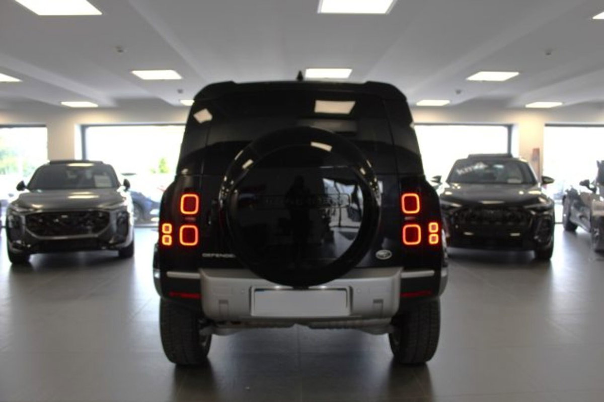 Land Rover Defender 90 3.0D I6 250 CV AWD Auto X-Dynamic S (13)
