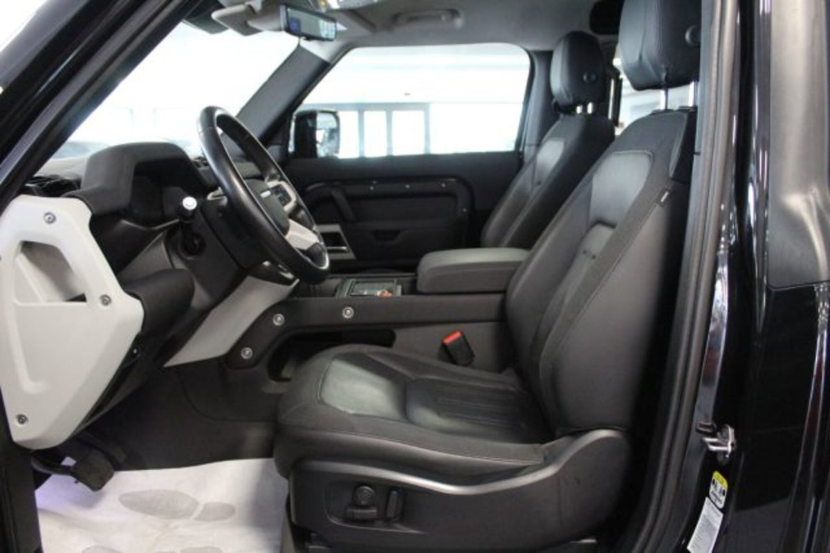 Land Rover Defender 90 3.0D I6 250 CV AWD Auto X-Dynamic S (9)
