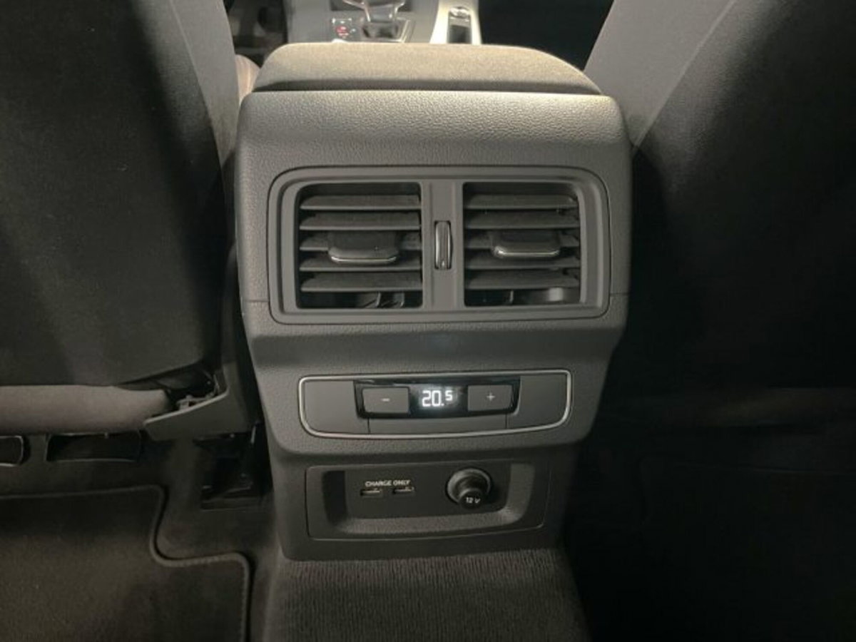 Audi Q5 2.0 tdi mhev+ Business Advanced quattro 204cv s-tronic (18)