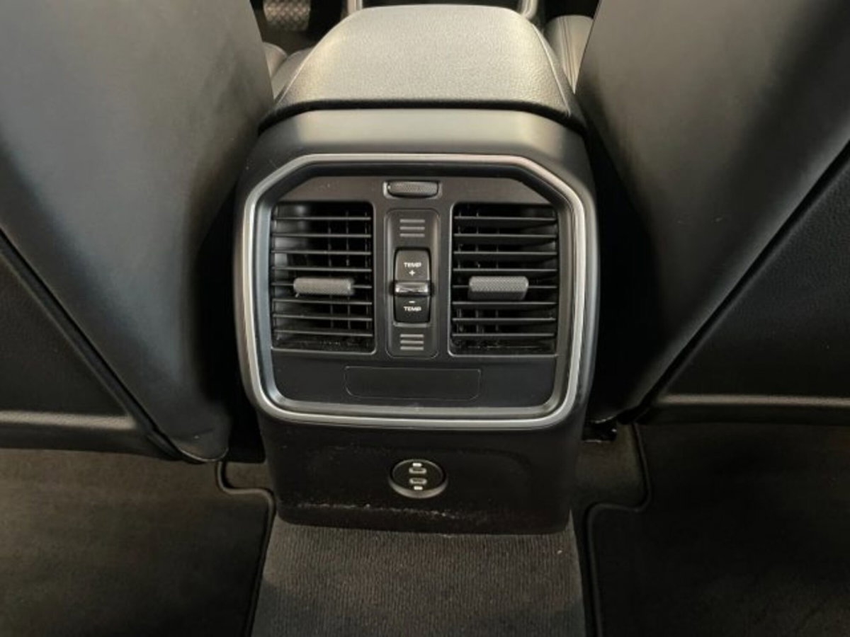 Porsche Macan 2.0 265cv pdk (19)