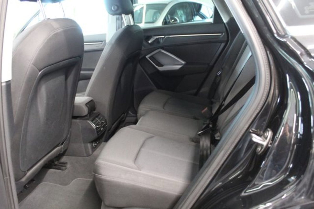 Audi Q3 2.0 tdi Business Advanced 150cv s-tronic (13)
