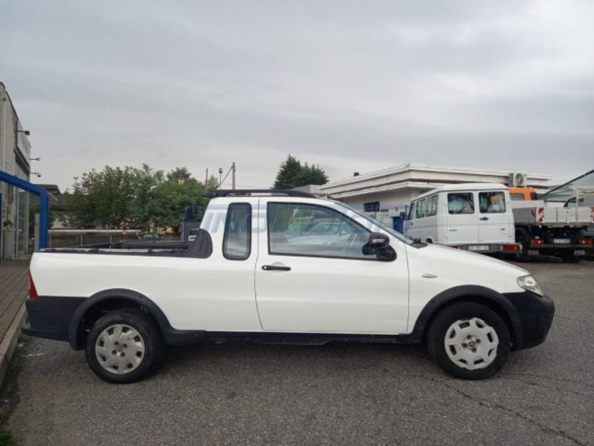 Fiat Strada 1.3 MJT Pick-up (4)