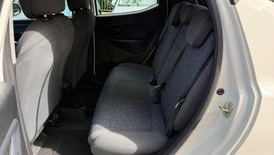Lancia Ypsilon 1.0 FireFly 5 porte S&S Hybrid Ecochic A. Ferretti (14)