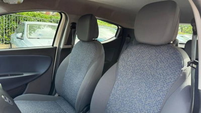 Lancia Ypsilon 1.0 FireFly 5 porte S&S Hybrid Ecochic A. Ferretti (18)
